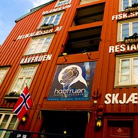 Outside Havfruen
