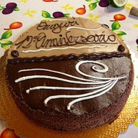 torta metà nocciola metà cioccolato...Buonissima !!!!!