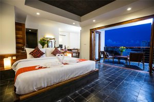 Patio Hotel & Urban Resort in Phnom Penh, image may contain: Hotel, Building, Resort, Penthouse