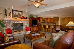 CHRISTIE CLUB AT STEAMBOAT SPRINGS - Prices & Condominium Reviews (CO)