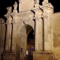 Porta Rudiae di sera
