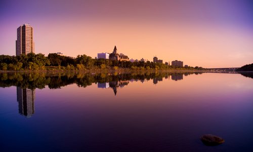 A city on the edge of nature