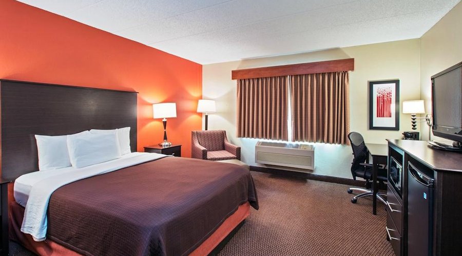 AmericInn Lodge & Suites Ham Lake