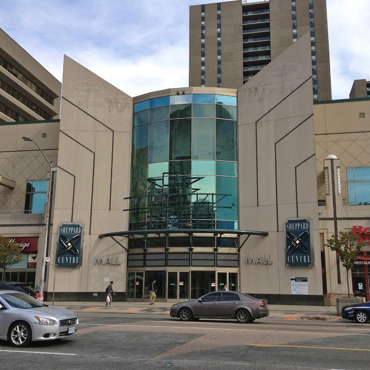 Dentist Near Eaton Centre At Yonge And Dundas