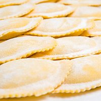 Ravioloni fatti a mano