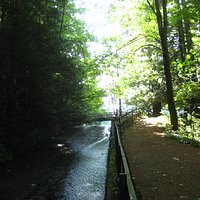 Trail along the dam.