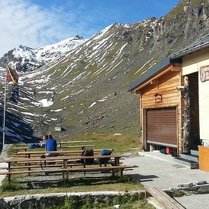 Patio and view of remaining hike to top of Schilthorn    - Schilthorn Hut
