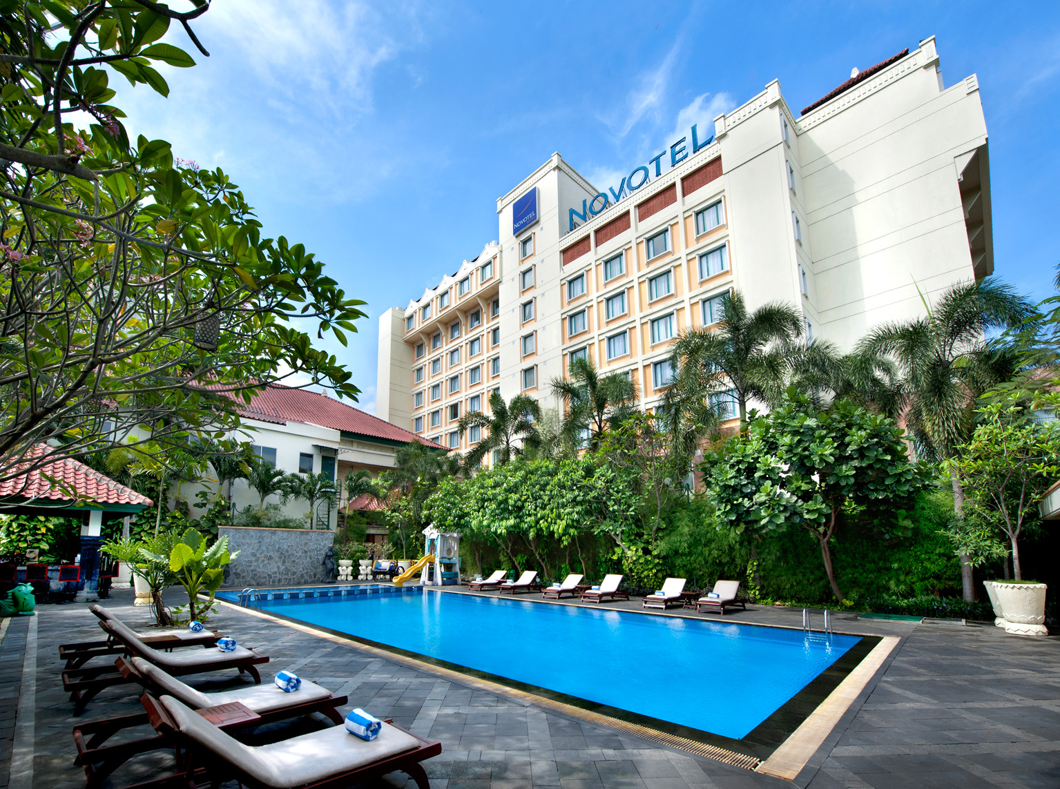 Hotel photo 2 of Novotel Solo.