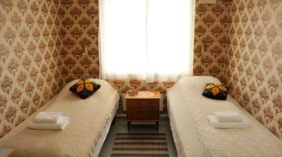 Room numer 2 out of 6. Very retro interior :-)