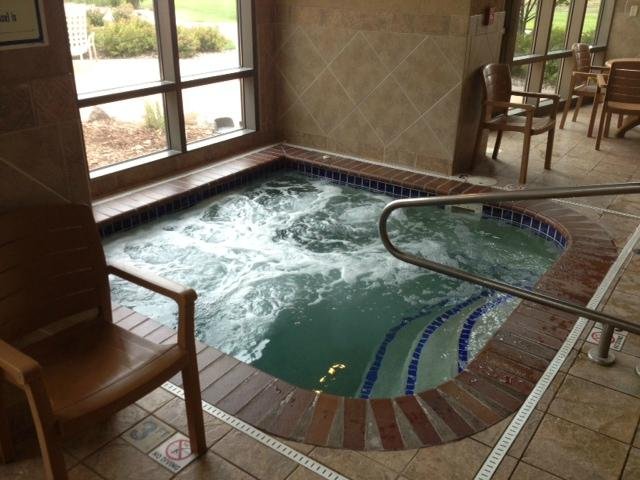 Clubhouse Hotel & Suites Sioux Falls Pool: Pictures & Reviews - Tripadvisor