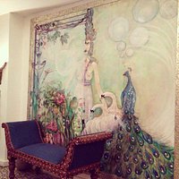 Before is an art gallery; then son of the owner change it into restaurant! High recommendation