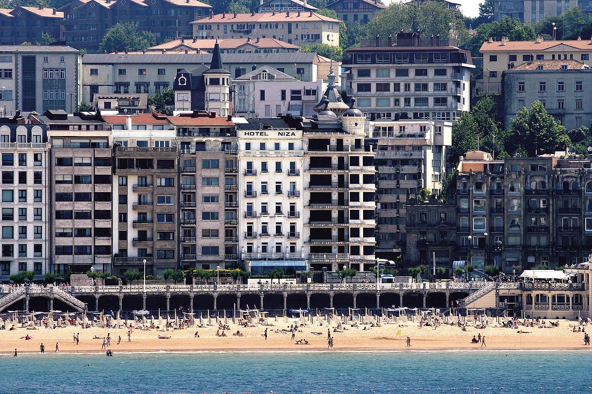Hotel Niza, hotel en San Sebastián - Donostia