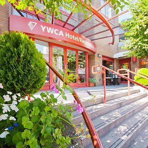 YWCA Hotel Vancouver in Vancouver, image may contain: Bed, Furniture, Home Decor, Lamp