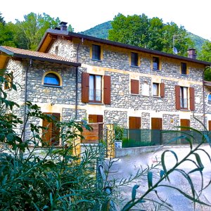 farm holiday lake Como