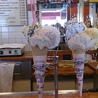 Lecker Gelato auf dem Tresen