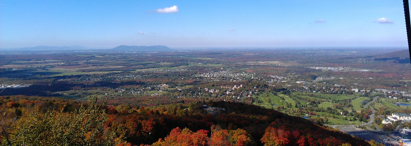 Vue en haut de la montagne