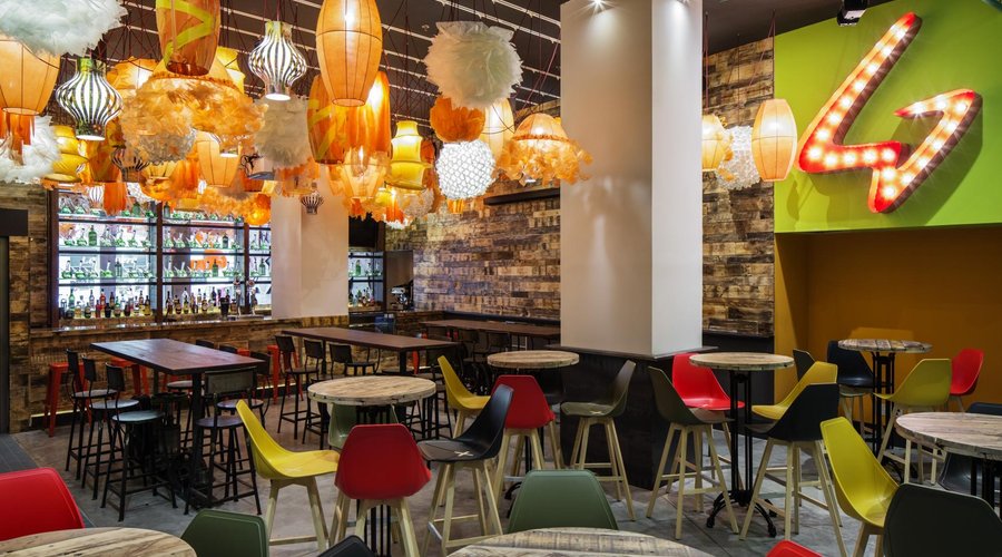 Lights of Gracia Bar & Restaurant at Generator Barcelona