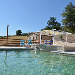 Appartamento con vista piscina