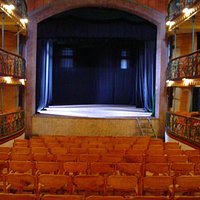 Vista inferior do teatro. Esta é a visão que o imperador tinha.
