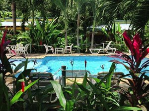Pool & Beach