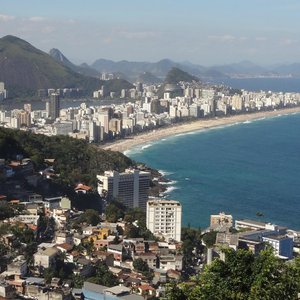 vista do alto da trilha dos dois irmãos