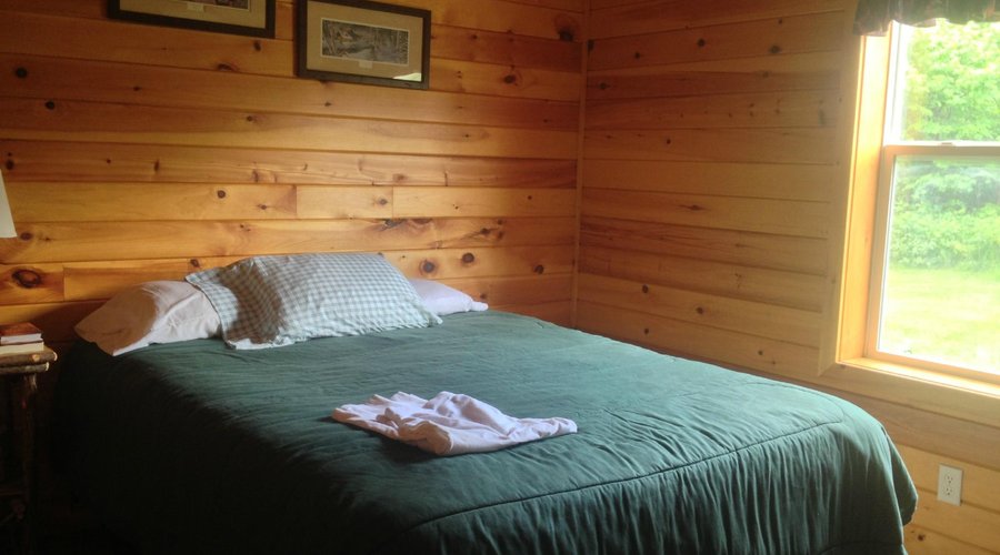 Cabin 3 - Master Bedroom
