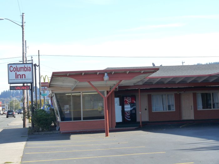 COLUMBIA INN - Hotel Reviews (Astoria, OR)