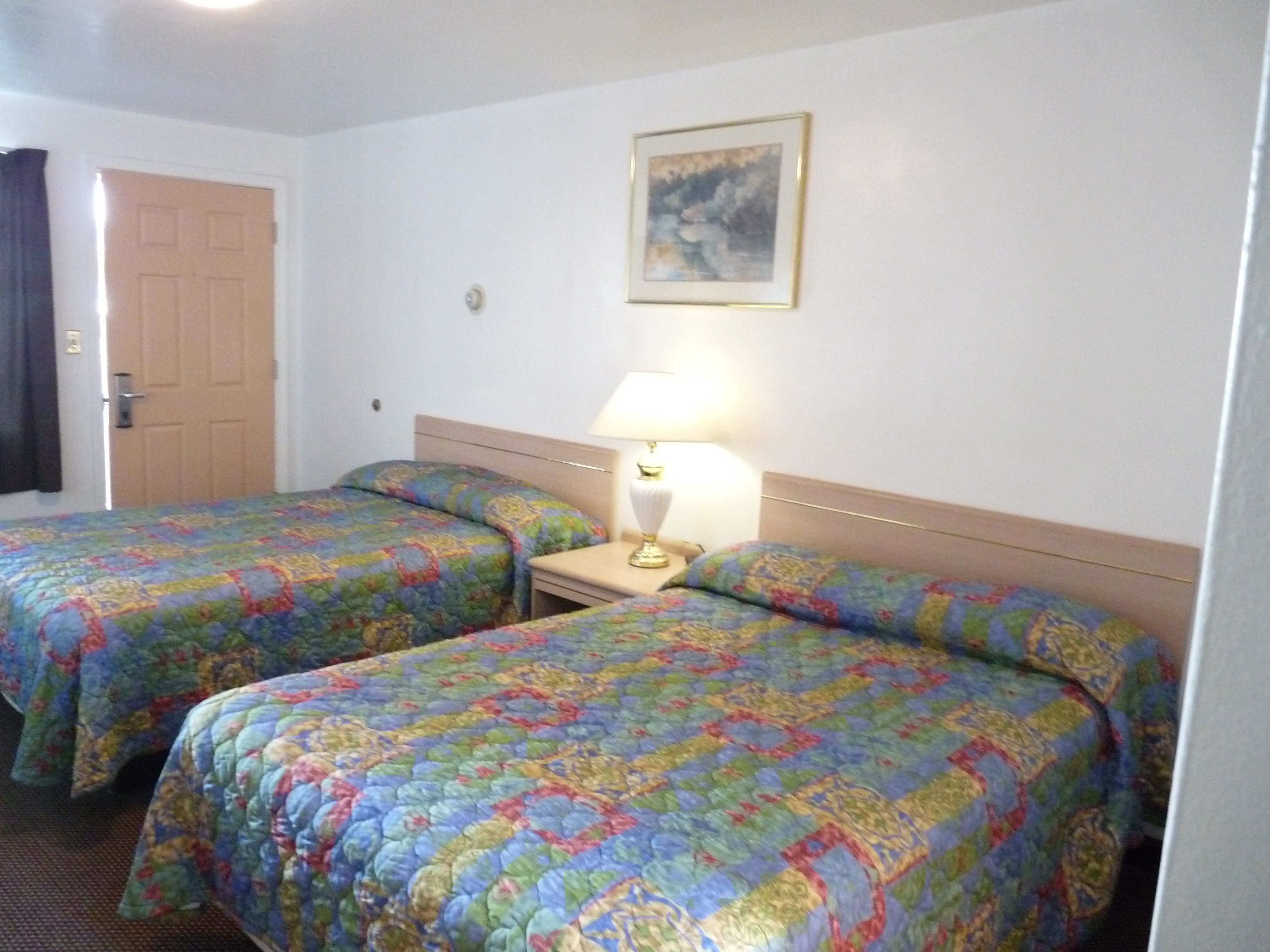 Columbia Inn Rooms: Pictures & Reviews - Tripadvisor