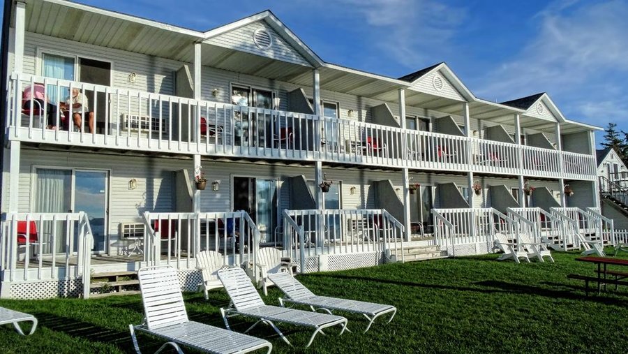 The Shoreline Resort Updated 2020 Hotel Reviews Gills Rock Wi Tripadvisor