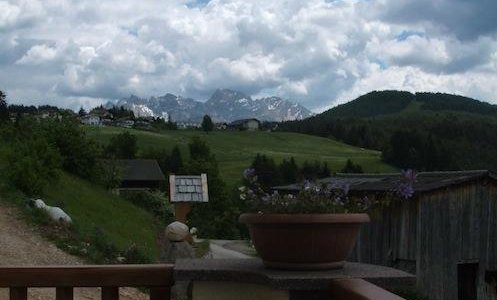 vista dal balcone dell'appartamento al piano terra