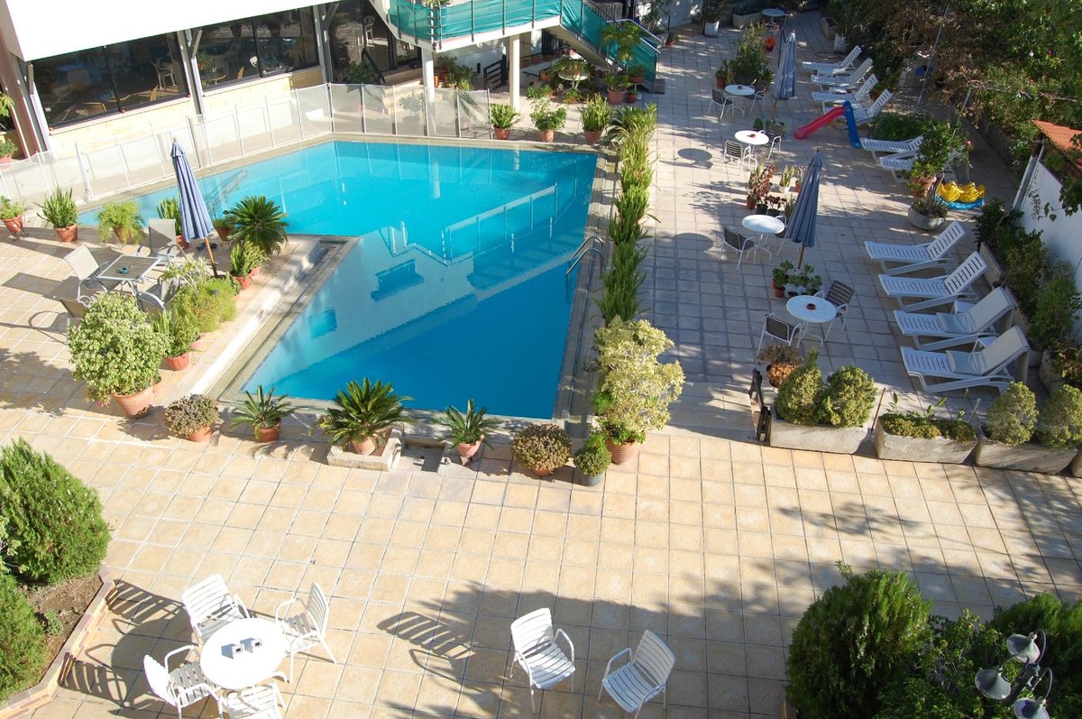 Nicos & Olympia Apartments Pool Pictures & Reviews - Tripadvisor