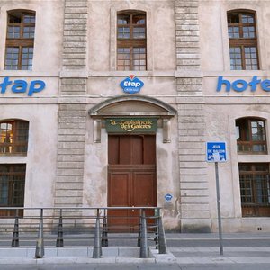 Ibis-Budget hotel, former Etap, on cours d'Estienne d'Orves