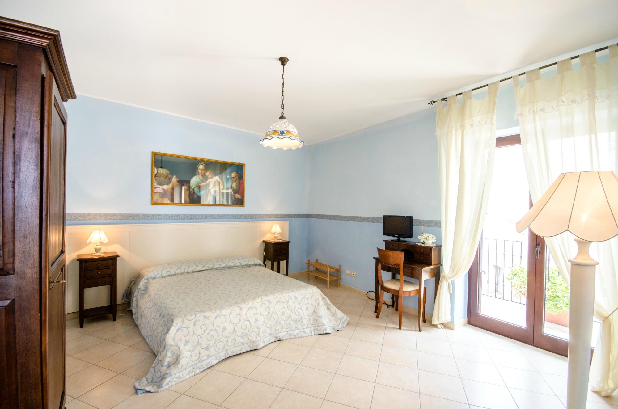 IRIS B&B - Updated 2022 Prices, Reviews, And Photos (Laterza, Italy)