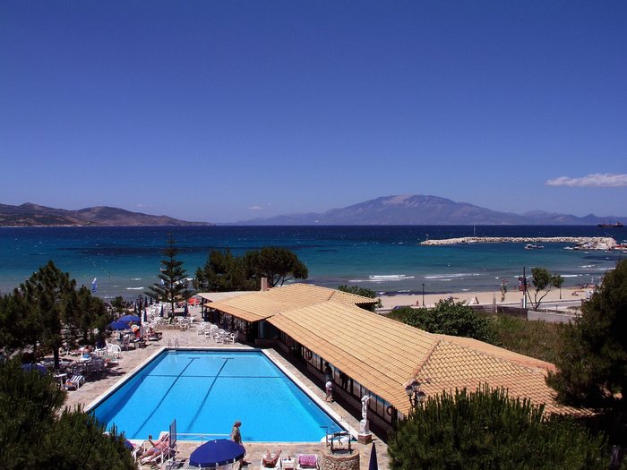 VALAIS HOTEL - Updated 2023 Prices u0026 Reviews (Alykanas, Greece)