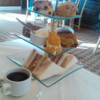 Very poor afternoon tea for 2