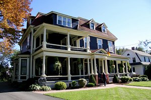 Carriage House Inn in Fredericton