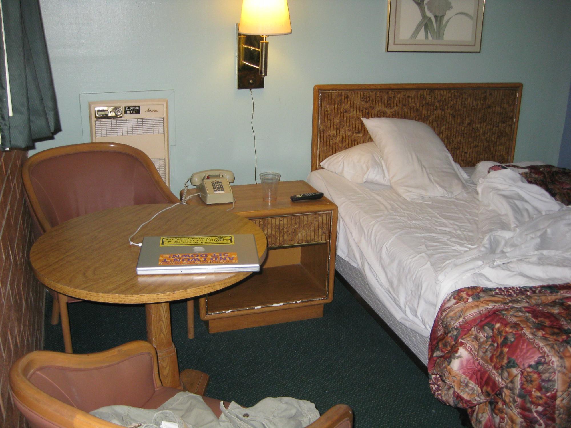 TOWN HOUSE MOTEL - Reviews (Arkansas City, KS)