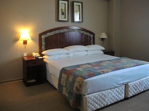 Room & Suite