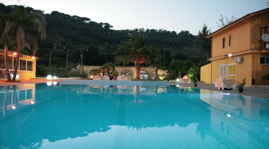 Piscina esterna