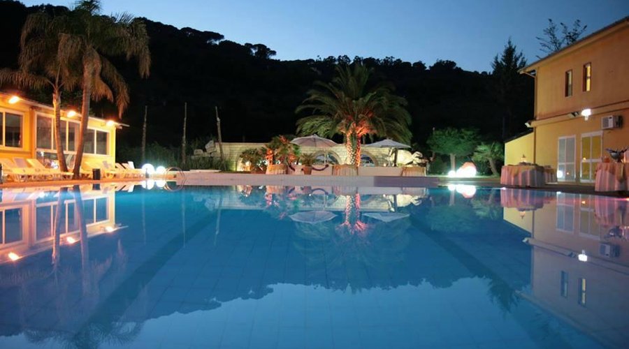 Piscina esterna