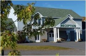 The motel/spa from the outside