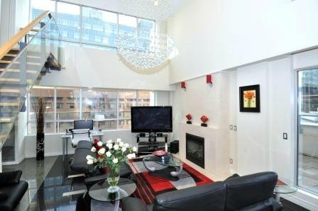 Luxury Two Bedroom Penthouse H