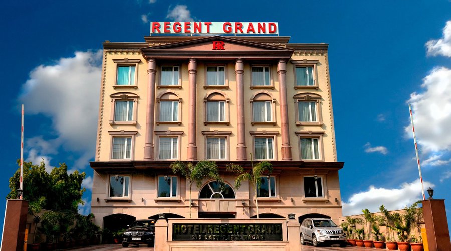 Hotel Regent Grand Exterior