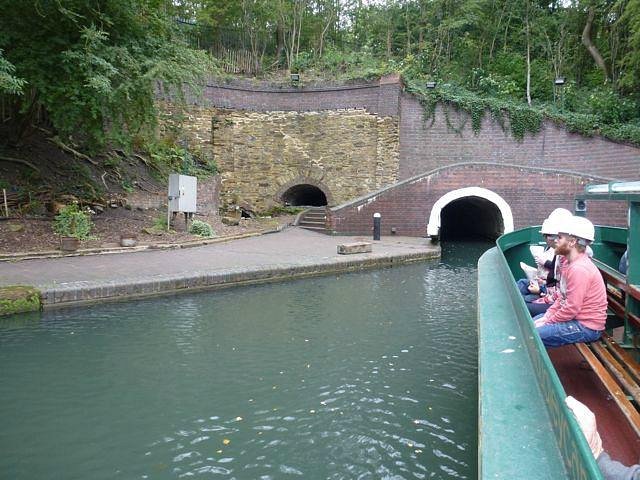 canal tours dudley