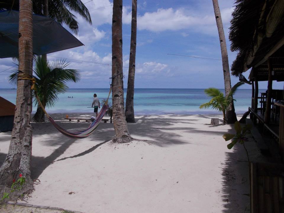 JJ'S BACKPACKERS VILLAGE - Prices & Campground Reviews (Siquijor Island ...