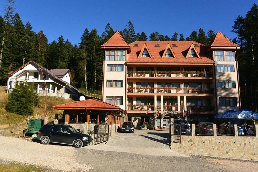 hotel cumpatu sinaia