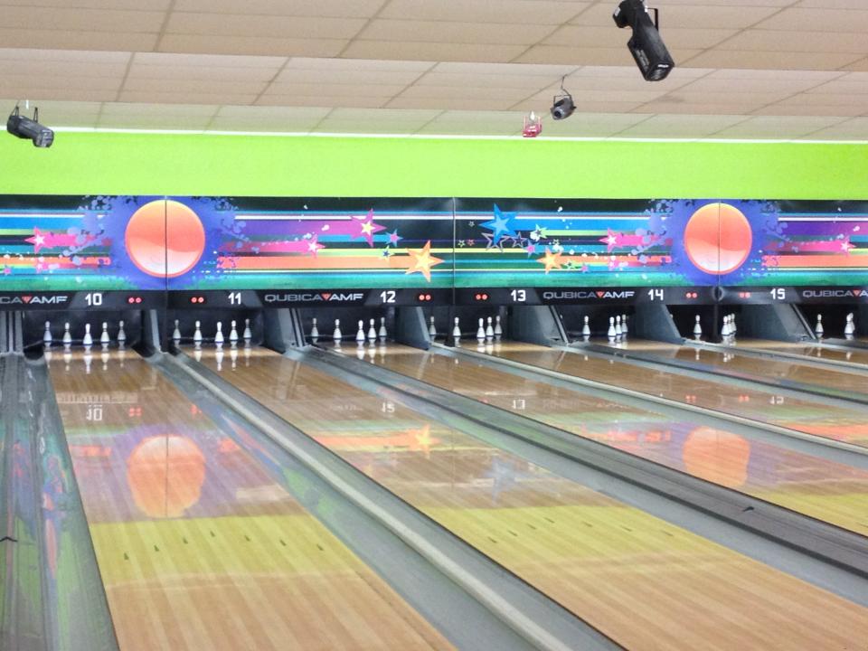 2022 Partners Billiards And Bowling Center   18 Bowling Lanes 