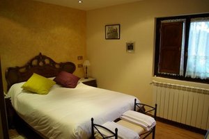 Room & Suite