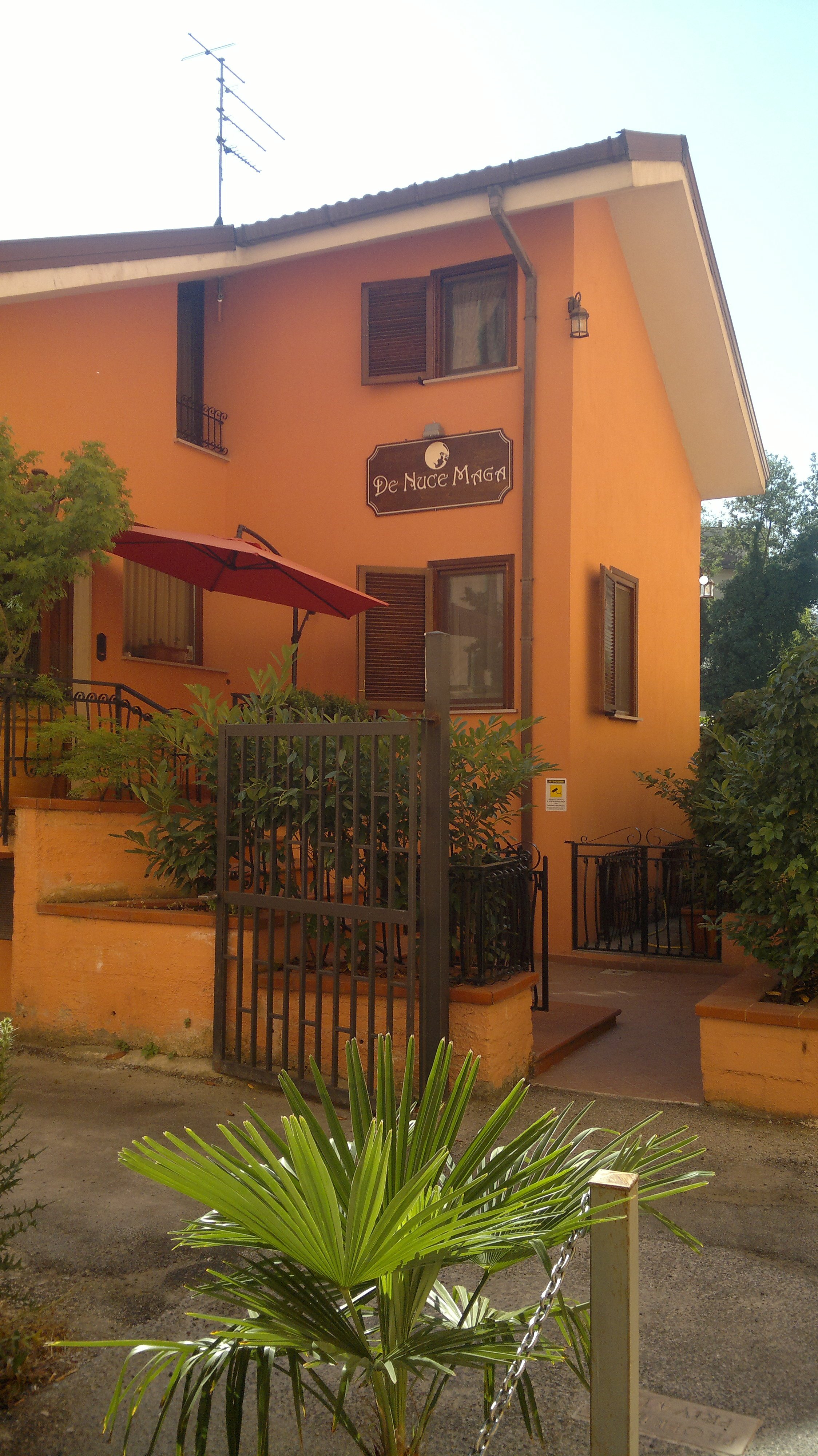 DE NUCE MAGA BED&BREAKFAST - B&B Reviews (Benevento, Italy)