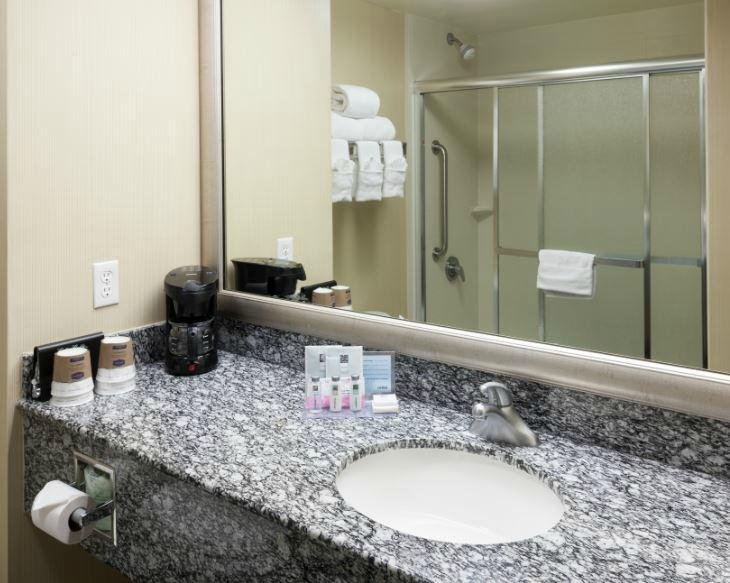 HAMPTON INN SAN DIEGO DOWNTOWN AU 203 2024 Prices Reviews CA   Hampton Inn San Diego 